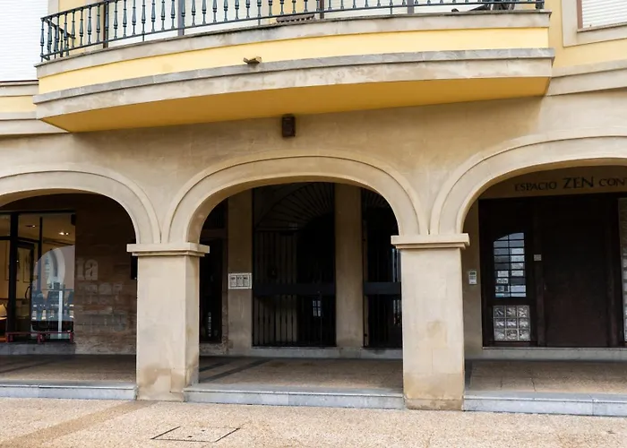 Maravillosa Ubicacion Junto Al Mar Con Garaje *