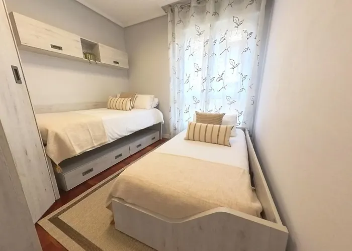 Maravillosa Ubicacion Junto Al Mar Con Garaje *